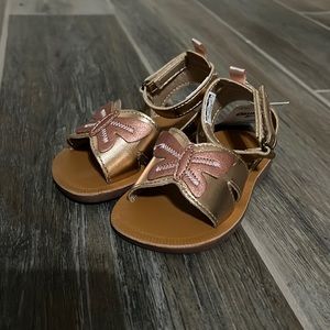 Osh Kosh B’gosh Sandals size 5 new